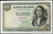 Spanish Banknotes

Estado Español

1.000 Pesetas. 4 Noviembre 1949. Ramón de Santillán. Ed-458. EBC-.