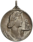 Spanish Medals

Trofeo Excmo Ayuntamiento. Fiesta Mayor. 1952. AYUNTAMIENTO. TARRASA. Anv.: Diseño noucentismo. 18,76 grs. AR. Ø 35 mm. Con anilla. ...