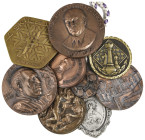 Spanish Medals

Lote 19 medallas. Finales de siglo XIX y XX. AE, Br, Metal gris, plateado y dorado. Ø 36 a 135 mm. Algunas de modulo grande. Todas d...