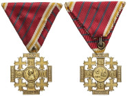 World Decorations

Cruz de Jerusalem. (1901). LEÓN XIII. VATICANO. Ar dorada. Ø 34 mm. Con anilla y cinta original. BB-304. EBC.