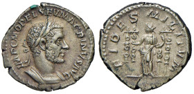 Macrino (217-218) Denario - Testa laureata a d. - R/ La Fedeltà stante a s. - RIC 68 AG (g 2,93) Ex Fruwald, 141, lotto 474

BB+