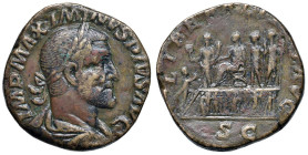 Massimino (235-238) Sesterzio - Busto a laureato a d. - R/ Scena di Liberalità - RIC 48 AE (g 17,46) Ex Naville, 62, lotto 522

BB