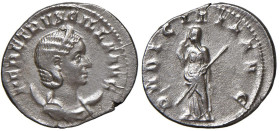 Erennia Etruscilla (moglie di Decio) Antoniniano - Busto a d. - R/ La Pudicizia stante a s. - RIC 58b AG (g 3,08)

qSPL