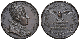 Clemente XI (1700-1721) Medaglia 1700 Elezione al Pontificato, la colomba dello Spirito Santo - Opus: Giovanni Hamerani - Lincoln 1596; Mazio 377 - AE...