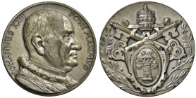 Giovanni XXIII (1958-1963) Medaglia coniata senza data (1958) Elezione al Pontificato, stemma e chiavi coronate - Opus: Affer - Metallo argentato (g.7...