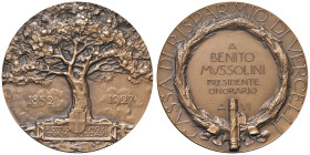 MEDAGLIE FASCISTE Medaglia 1927 A. VI Benito Mussolini presidente onorario della Cassa di risparmio di Vercelli - Opus: Johnson - AE (g 104 - Ø 60 mm)...
