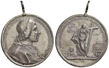 Enrico Benedetto Stuart, 1725-1807. Medaglia 1788 - Opus G. Hamerani. AG (?) (g 58,83 - 51 mm - Forrer II 399 - Copia fusa e poi appiccagnolata

MB