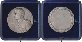 Vittorio Emanuele III (1900-1943) Medaglia coniata senza data Premio di I° Grado Ministero della Guerra - Opus: A. Motti - AG Z coronata (g.99,75 - Ø ...