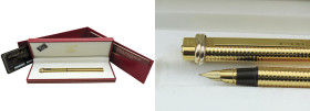 MUST DE CARTIER -Penna Stilografica- ST 656854. Numero di serie 39178. Corpo e cappuccio (con classico intarsio) placcato in oro giallo Ricarica a car...