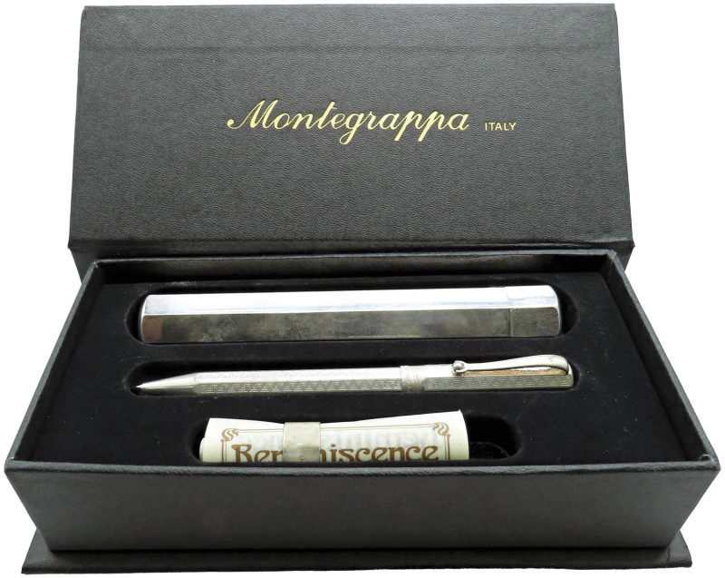 MONTEGRAPPA Reminescence -Portamine- Oggetto con corpo e cappuccio interamente i...