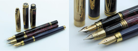 WATERMAN, SHEAFFER -Lotto di 3 penne- Stilografiche. Corpi in simil madreperla bordeaux e blu con finiture dorate. La Waterman blu si presenta con ric...