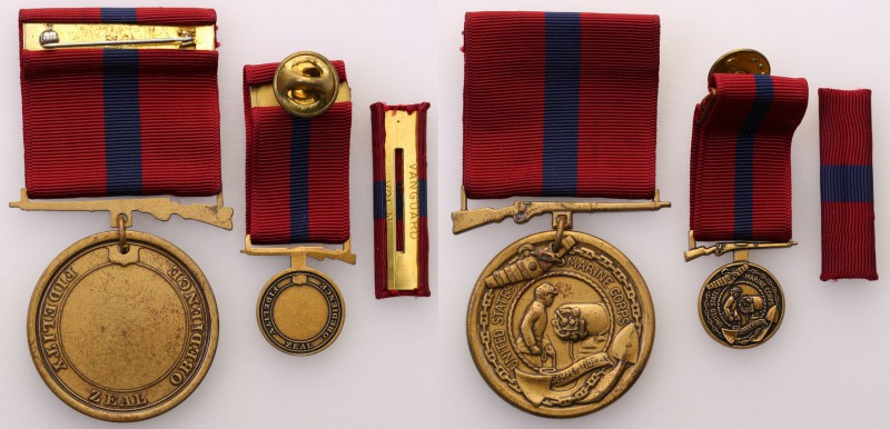 Collection of USA badges and decorations
USA. Medal for good performance (Good ...