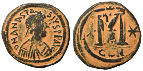 Anastasius I, 491-518. Follis (bronze, 16.91 g, 35 mm), Constantinople. D N ANASTA-SIVS P P AVG Pearl-diademed, draped and cuirassed bust of Anastasiu...