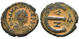 Anastasius I, 491-518. Pentanummium (bronze, 2.15 g, 14 mm), Antioch. Diademed, draped and cuirassed bust right. Rev: Large Є, containing sideways A a...