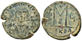 Tiberius II Constantine. 578-582. Follis (bronze, 7.86 g, 27 mm, Nicomedia. Crowned facing bust, wearing consular robes, holding mappa and eagle-tippe...