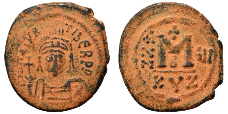 Maurice Tiberius. 582-602. Follis (bronze, 12.41 g, 30 mm), Cyzicus. Crowned and...