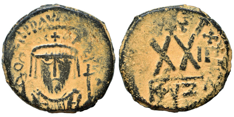 Phocas, 602-610. Half Follis (bronze, 5.92 g, 22 mm), Cyzicus. δ N POCΔ PERP AVG...