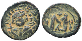 Constans II, 641-668. Follis (bronze, 4.05 g, 24 mm), Constantinople (?).Bust of Constans II facing, beardless, wearing crown and chlamys, holding glo...