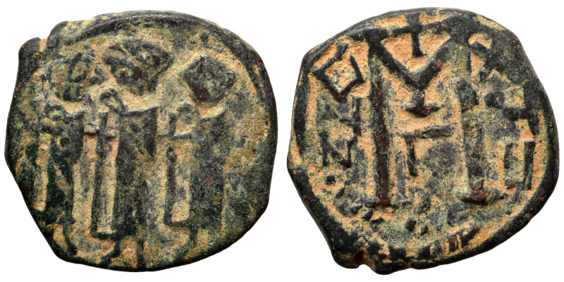 Arab Byzantine. Umayyad Caliphate, circa 640-650. Follis (bronze, 5.33 g, 22 mm)...