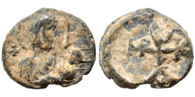 Byzantine seal (lead, 6.86 g, 19 mm). Nearly very fine.