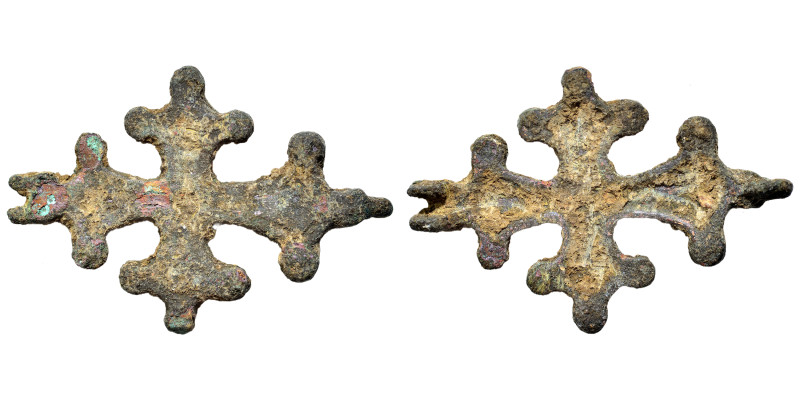 Byzantine cross (bronze, 7.27 g, 44 mm).