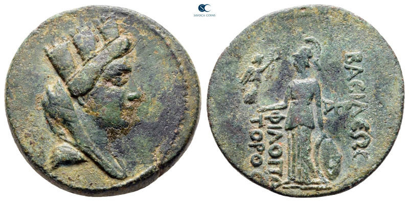 Kings of Cilicia. Philopator 20-17 BC. 
Bronze Æ

23 mm, 9,66 g



Good V...