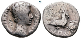 Augustus 27 BC-AD 14. Lugdunum
Denarius AR

18 mm, 3,46 g



Nearly Very Fine