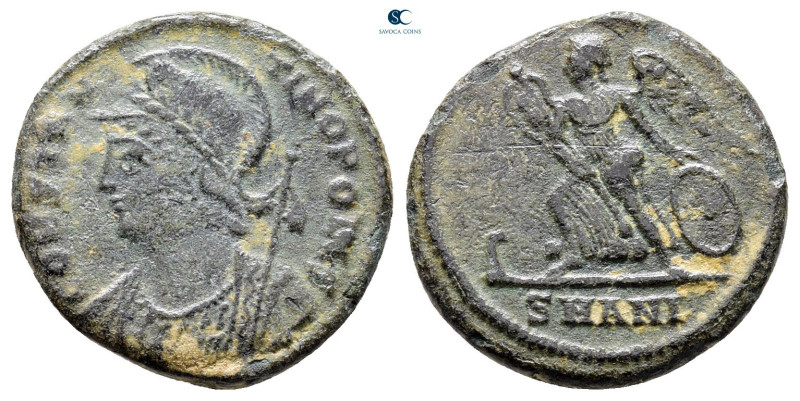 City Commemoratives AD 330-354. Antioch
Follis Æ

17 mm, 2,56 g



Nearly...