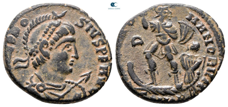 Theodosius I AD 379-395. Cyzicus
Follis Æ

20 mm, 4,06 g



Very Fine