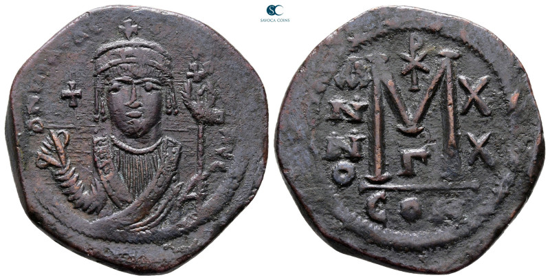 Maurice Tiberius AD 582-602. Constantinople
Follis or 40 Nummi Æ

32 mm, 13,1...