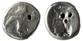 Persia, Achaemenid Empire. temp. Darios I to Xerxes II (ca 485-420 BC) AR Siglos . Sardes mint.
Obv: Persian king or hero, wearing kidaris and kandys ...