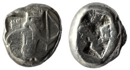 Persia, Achaemenid Empire. temp. Darios I to Xerxes II (ca 485-420 BC) AR Siglos . Sardes mint.
Obv: Persian king or hero, wearing kidaris and kandys ...