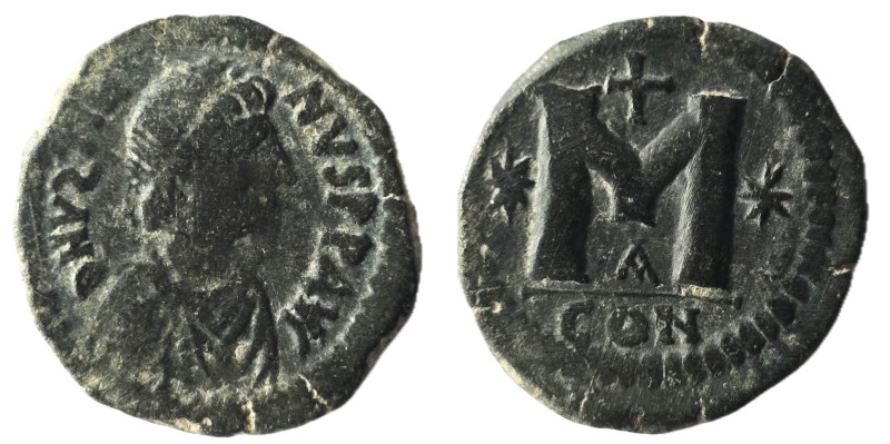 JUSTIN I.(518-527). .Costantınople.Follis. Weight : 12.09 gr Diameter : 27.94 mm...