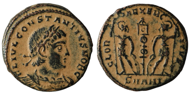 Constantinus II. (330-333 AD). Æ Follis. Antioch. Obv: FL IVL CONSTANTINVS NOB C...