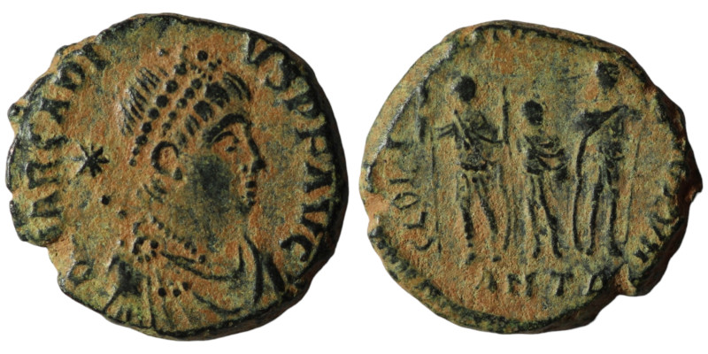 Arcadius. (383-408 AD). Æ Follis. Antioch. 15mm, 2,66g