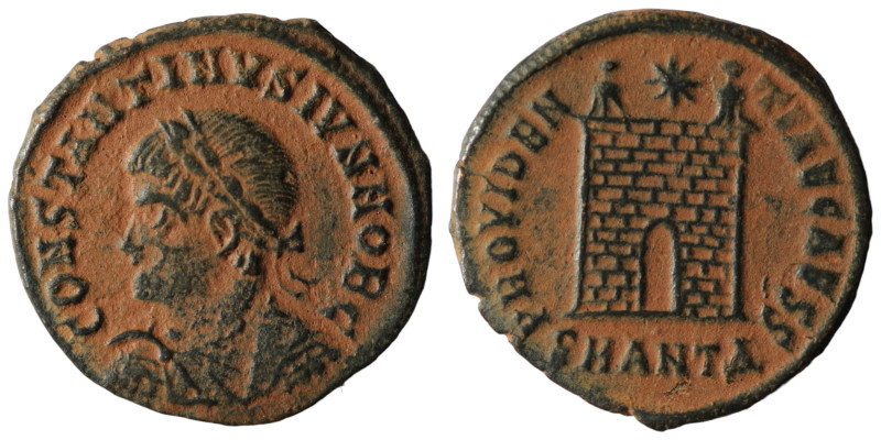 Constantinus II. (333-334 AD). Follis. Antioch. Obv: CONSTANTINVS IVN NOB C. lau...