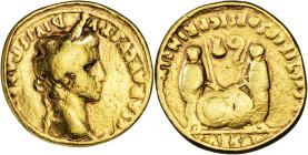 (2 a.C.-4 d.C.). Octavio Augusto. Áureo. (Spink 1578) (Co. 42) (RIC. 206) (Calicó 176a). Sirvió como joya. 6,56 g. (BC+).