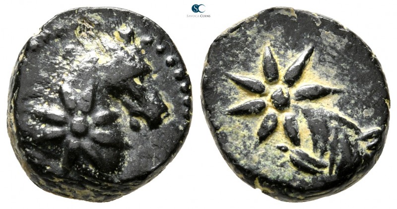 Pontos. Uncertain mint circa 130-100 BC. 
Bronze Æ

11 mm., 1,90 g.



ve...