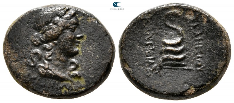 Mysia. Pergamon 133-27 BC. 
Bronze Æ

17 mm., 4,17 g.



very fine