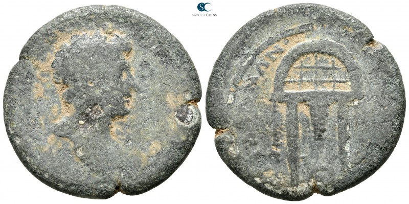 Lydia. Sardeis . Hadrian AD 117-138. 
Bronze Æ

27 mm., 8,34 g.



fine