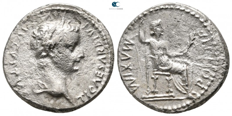 Tiberius AD 14-37. Lugdunum
Denarius AR

19 mm., 3,28 g.



nearly very f...