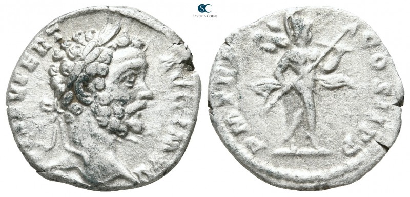 Septimius Severus AD 193-211. Rome
Denarius AR

18 mm., 2,77 g.



nearly...