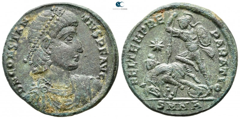 Constantius II AD 337-361. Nicomedia
Follis Æ

23 mm., 4,85 g.



very fi...