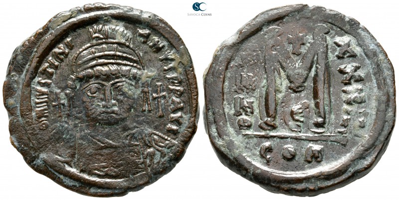 Justinian I. AD 527-565. Constantinople
Follis Æ

32 mm., 18,86 g.



ver...
