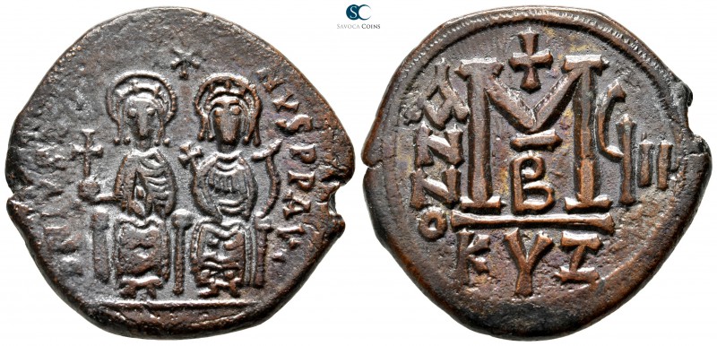 Justin II and Sophia AD 565-578. Cyzicus
Follis Æ

30 mm., 13,53 g.



ve...