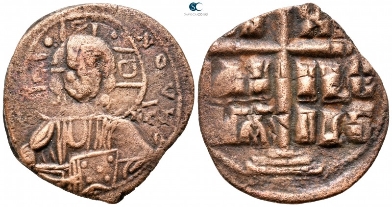 Attributed to Romanus III AD 1030-1040. Constantinople
Follis Æ

30 mm., 9,22...