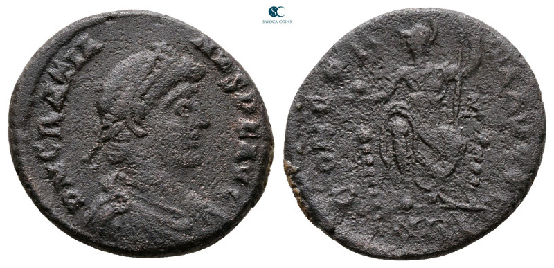 Gratian AD 375-383. Cyzicus
Follis Æ

18 mm, 3,15 g



Fine