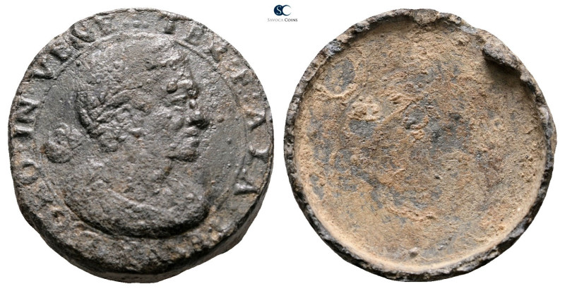 Italy. Venezia (Venice) AD 1600-1700. 
Theriac box seal

23 mm, 7,06 g


...