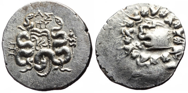 Mysia, Pergamon, cistophoric tetradrachm (Silver, 27.8 mm, 12.50 g), ca 92-88 BC...