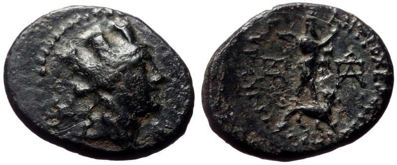 Cilicia, Tarsos (as Antiocheia). AE (Bronze, 3.60g, 18mm) Time of Antiochos IV o...